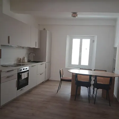 Tres Bel Refait A Neuf Dans La Vieille De Hyeres, 2 Chambres, Grande Terrasse Plein Sud Lejlighed *